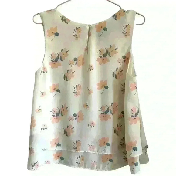 Y2K Floral White Layered Classy Blouse - Picture 6 of 6